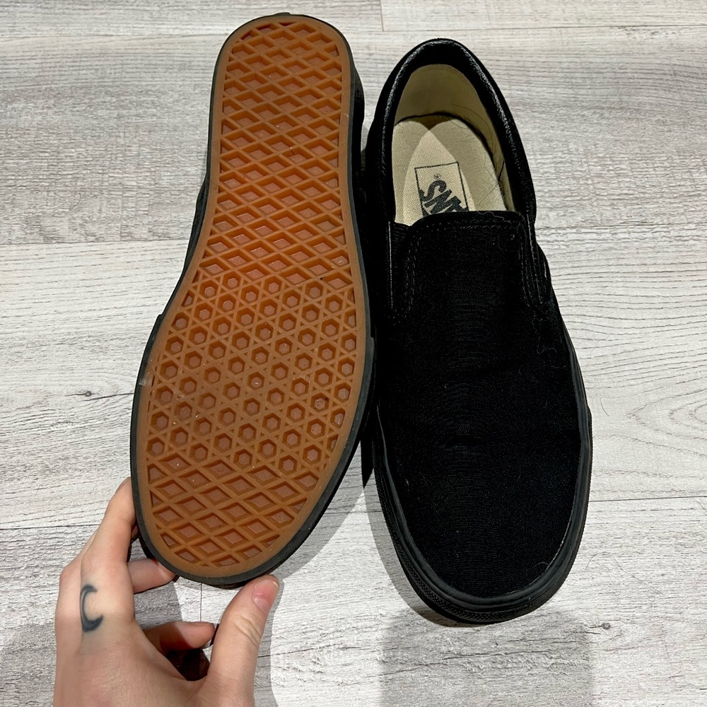 Slip on Black Vans
